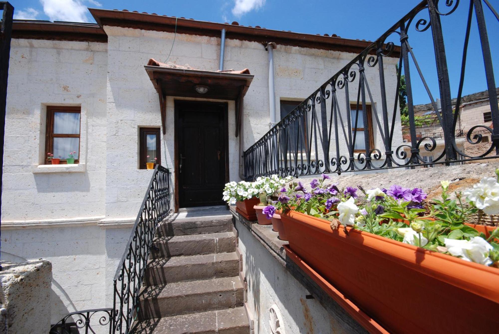 Urgup Konak Hotel Exterior photo